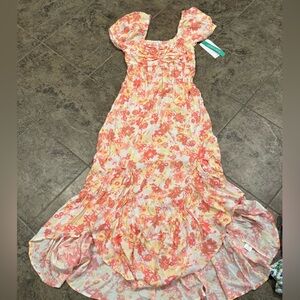 Floral Puff-Sleeve Maxi Dress in Coral and Pink